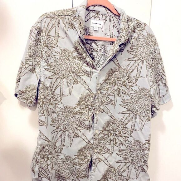 🌷 Frank and Oak🌷Light Blue Gray & Green Print Button Down Shirt - Picture 7 of 7